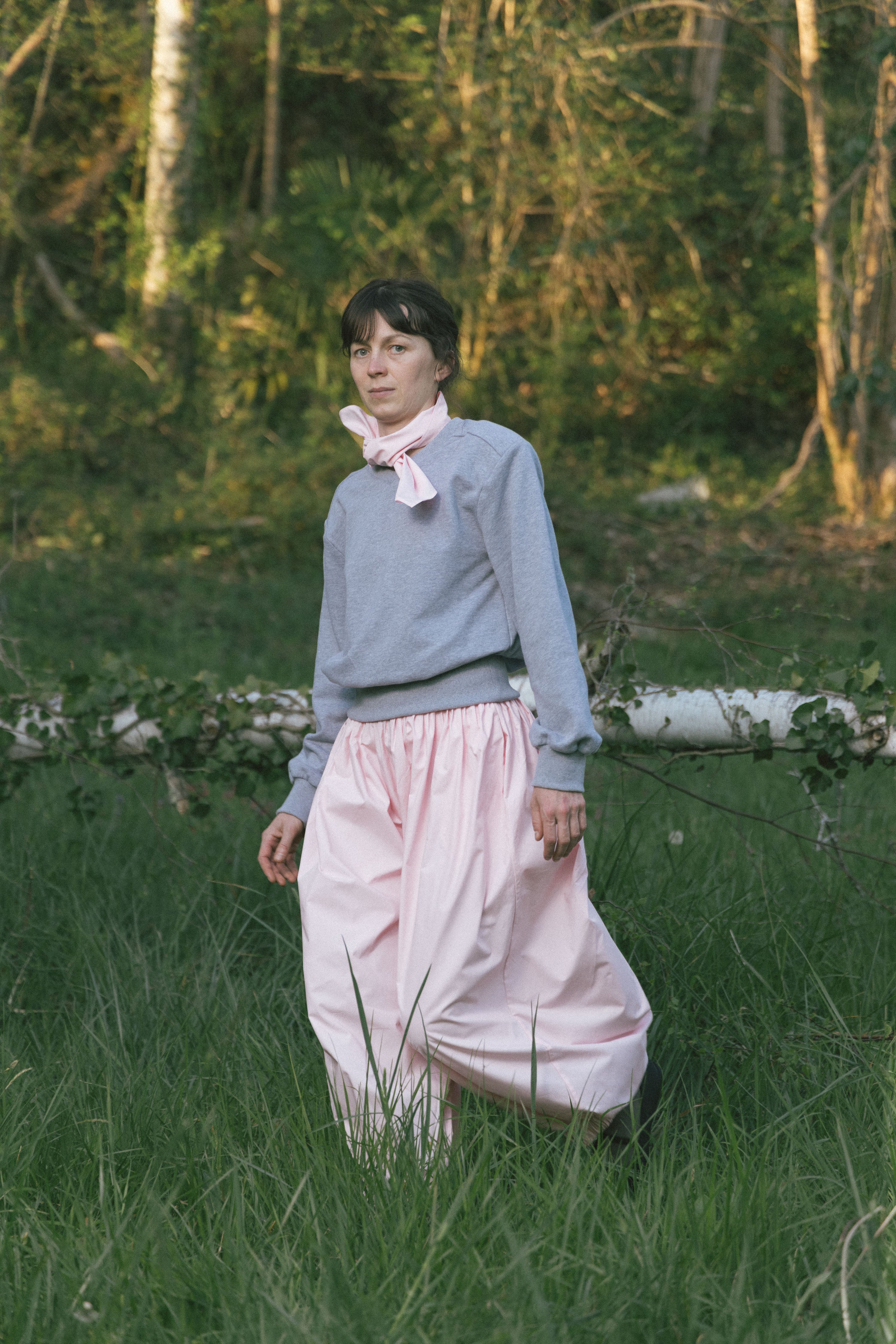 L'été trousers in pale pink, wide balloon legs with elastic hem